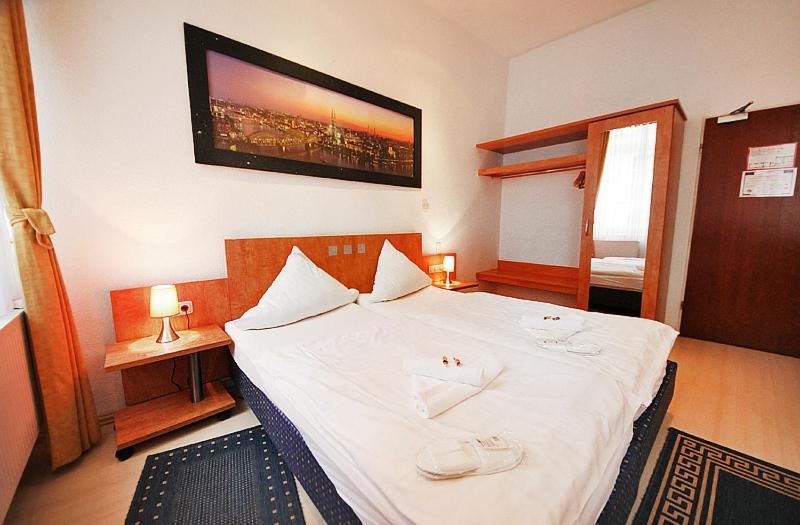 City Hotel Storch كولونيا المظهر الخارجي الصورة