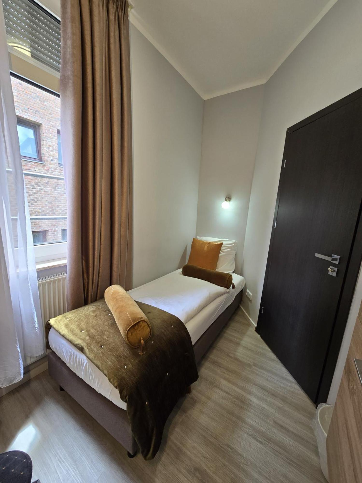 City Hotel Storch كولونيا المظهر الخارجي الصورة